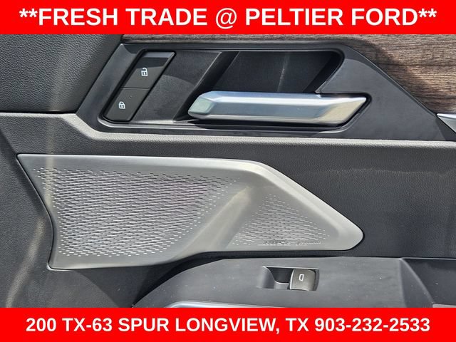 Used 2026 GMC Acadia Denali Ultimate w/ LPO, Floor Liner Package AWD/4WD image 12