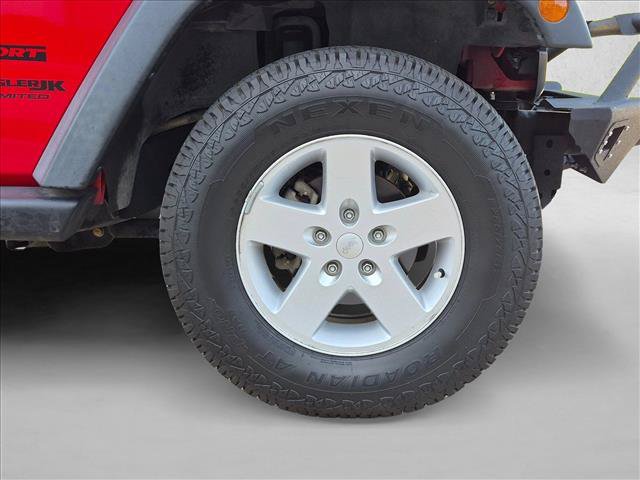 Used 2018 Jeep Wrangler Unlimited Sport S AWD/4WD image 21