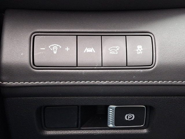 Used 2023 Hyundai Santa Fe Limited AWD/4WD image 25