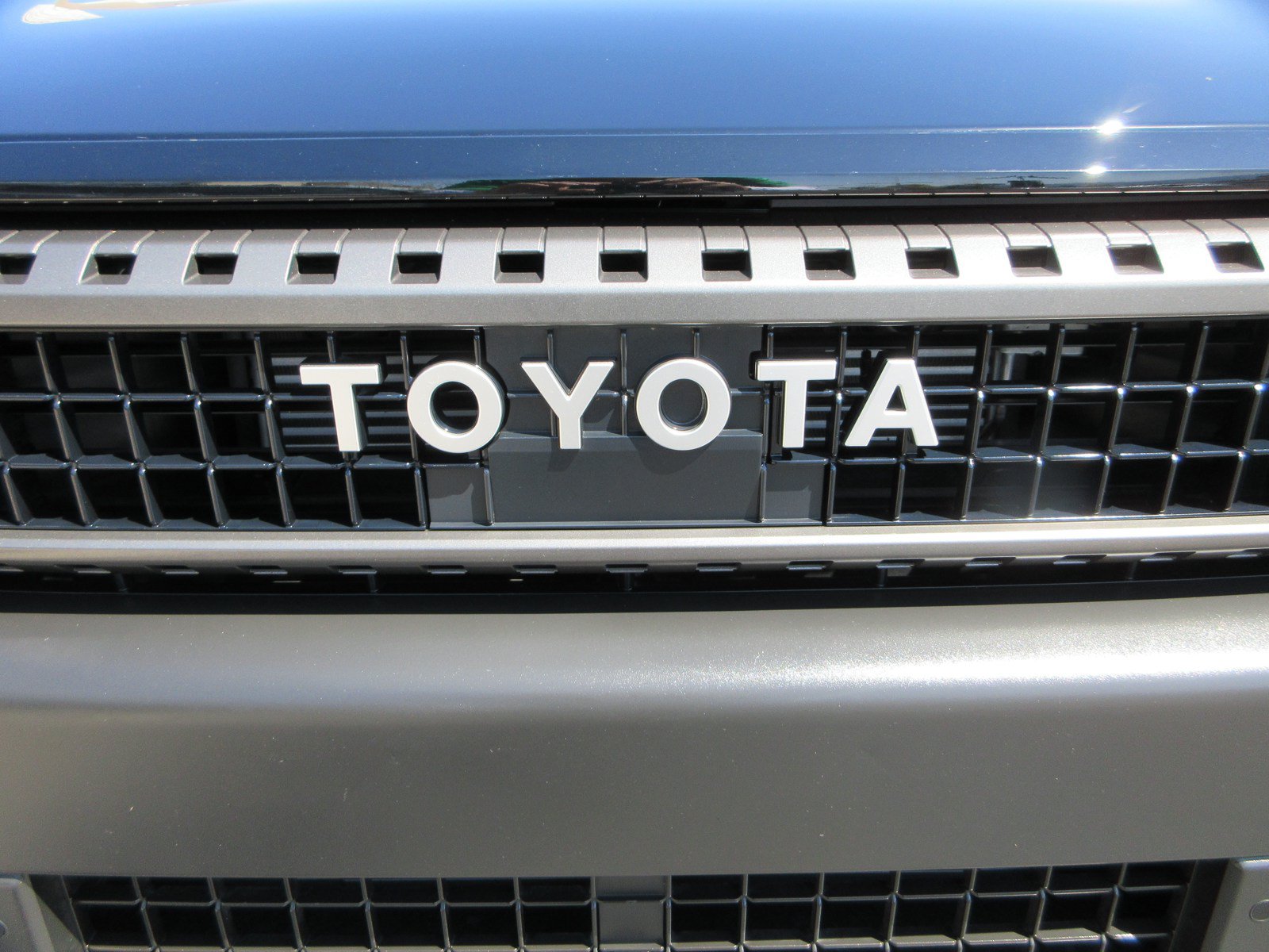 Used 2025 Toyota Land Cruiser w/ Premium Package AWD/4WD image 16