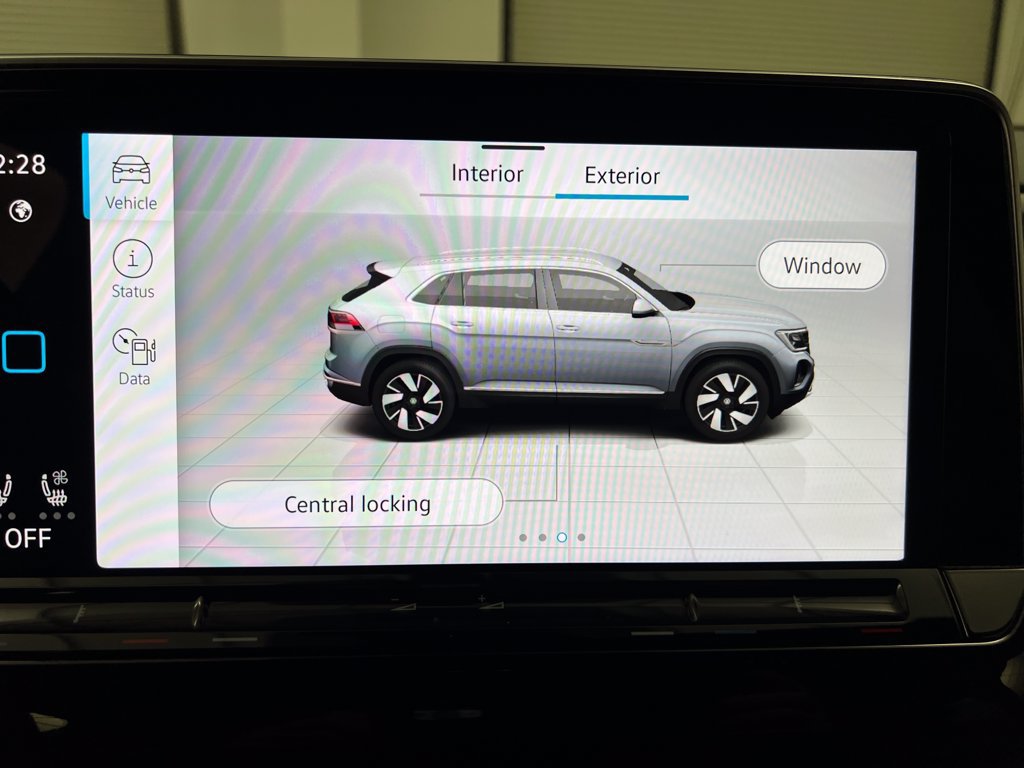 Used 2024 Volkswagen Atlas Cross Sport SE AWD/4WD image 58