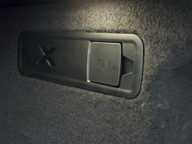 New 2026 BMW X6 xDrive40i w/ Climate Comfort Package image 10