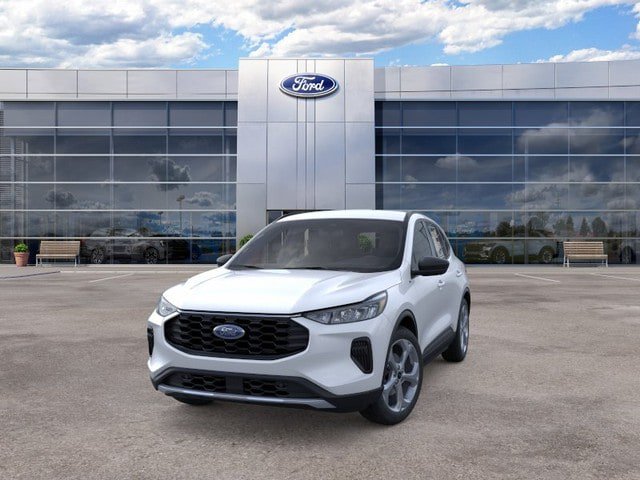 New 2026 Ford Escape ST-Line w/ Cold Weather Package AWD/4WD image 2