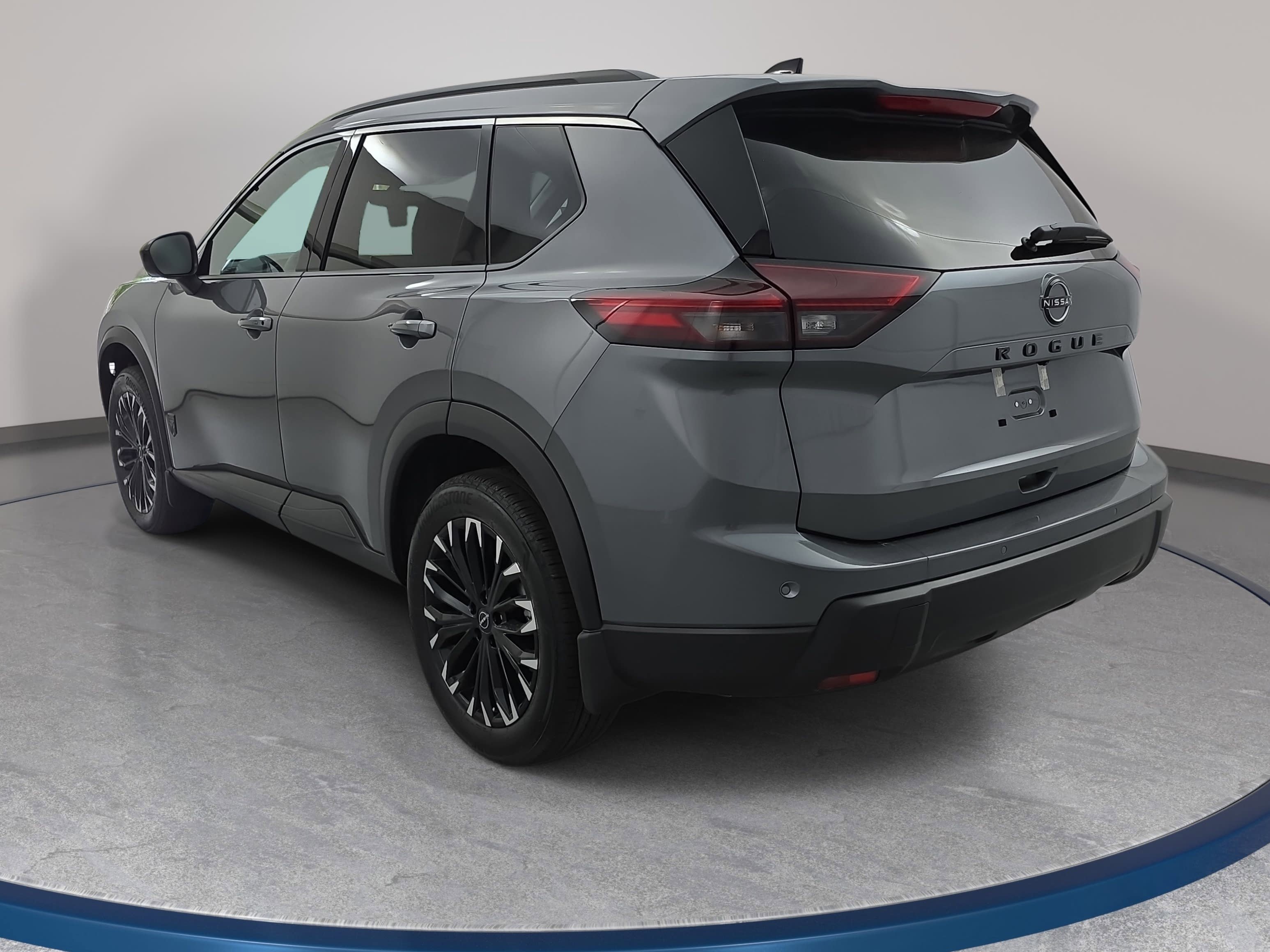 New 2026 Nissan Rogue SV FWD image 7