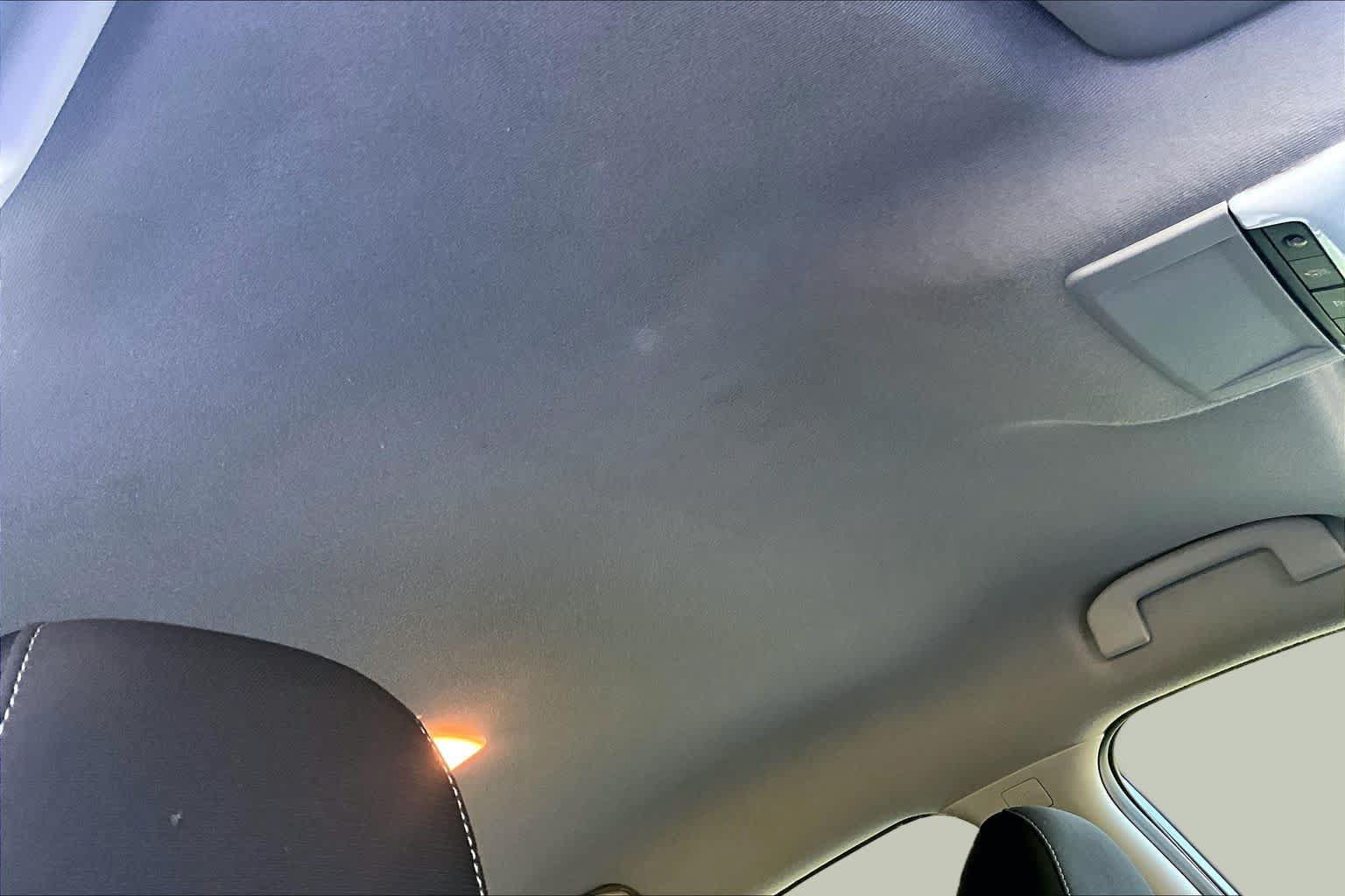 Used 2024 Nissan Sentra SV FWD image 14