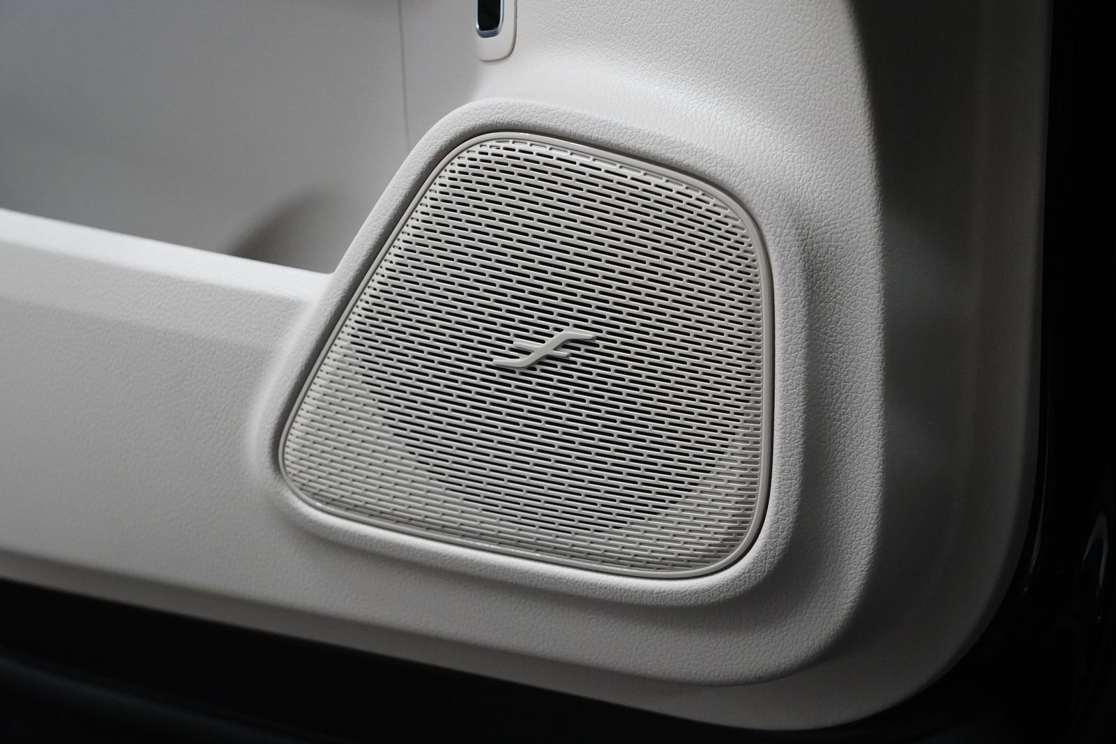 New 2026 Mercedes-Benz GLA 250 4MATIC image 33