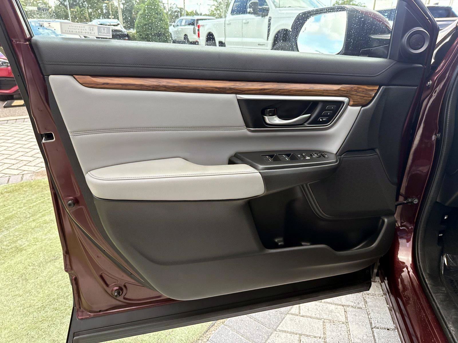 Used 2018 Honda CR-V EX-L image 17