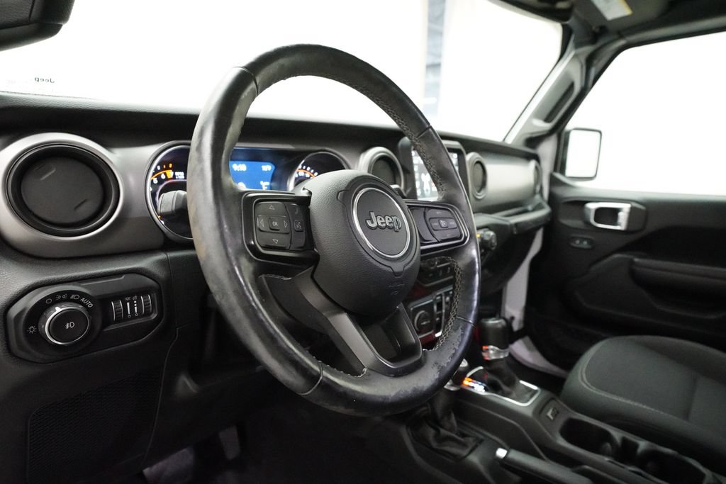 Used 2021 Jeep Wrangler Unlimited Sport AWD/4WD image 8