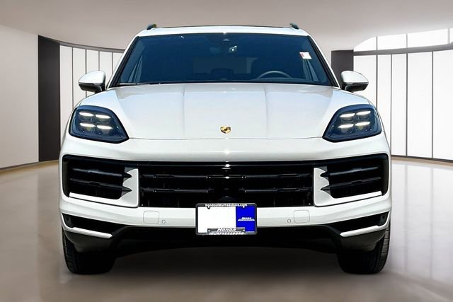 Used 2026 Porsche Cayenne image 2