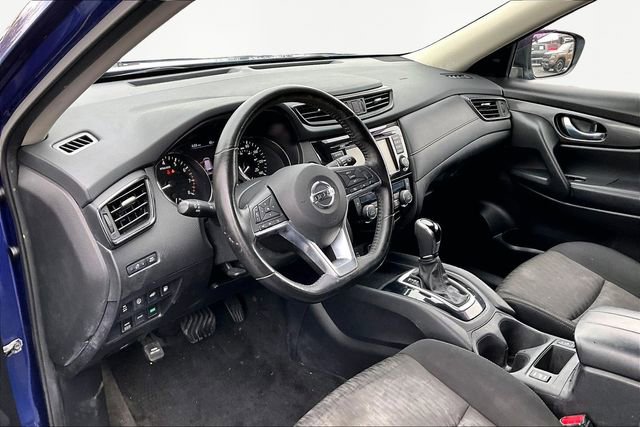 Used 2019 Nissan Rogue SV image 12
