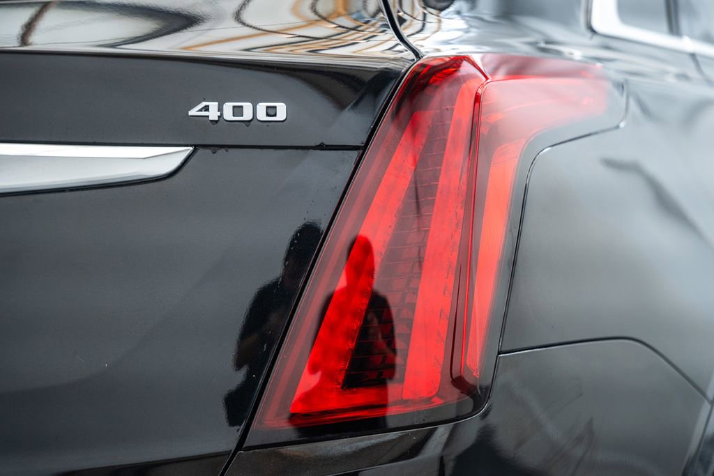 Used 2021 Cadillac XT5 Premium Luxury FWD image 9