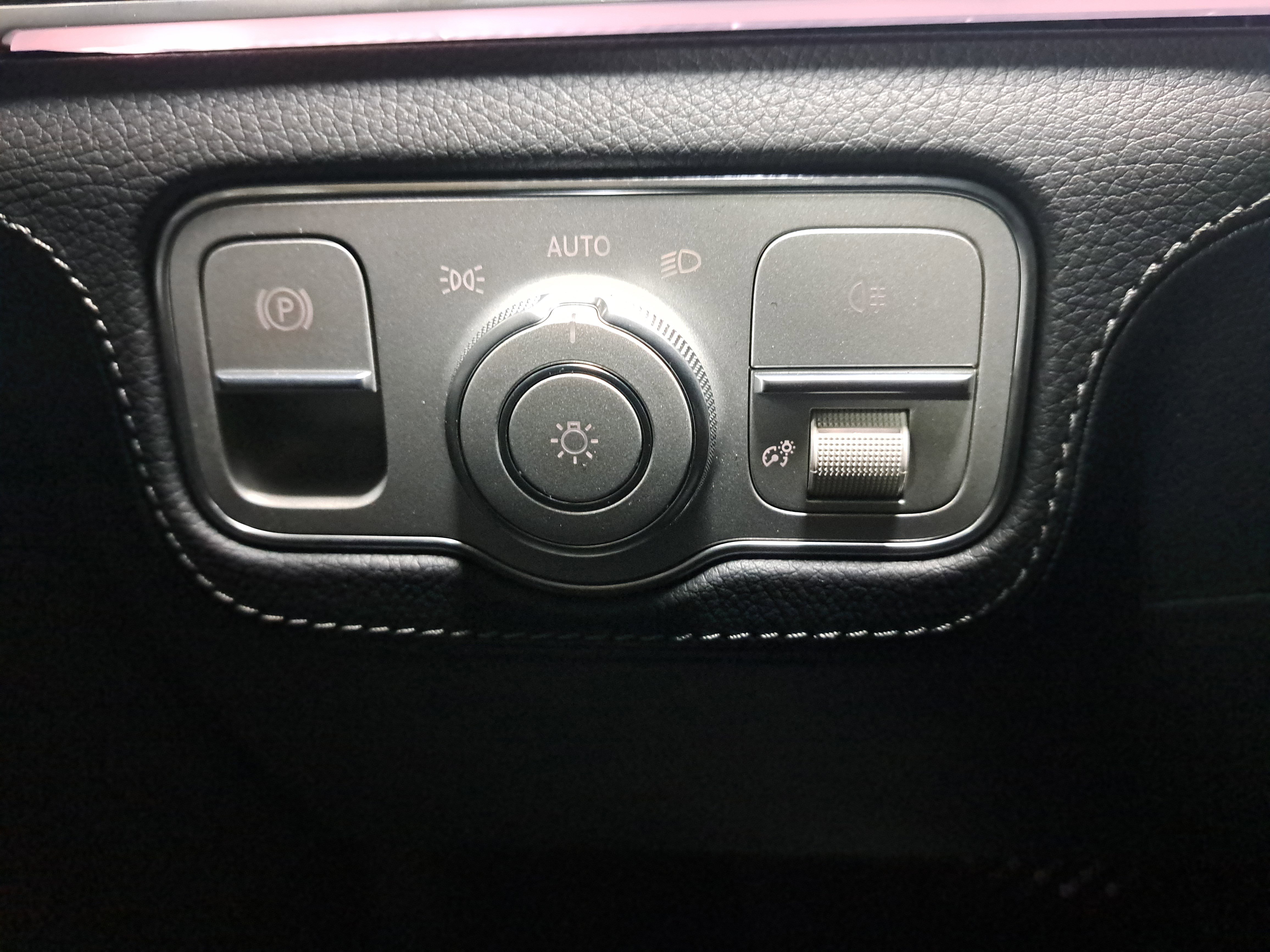 New 2026 Mercedes-Benz GLE 450 4MATIC image 26