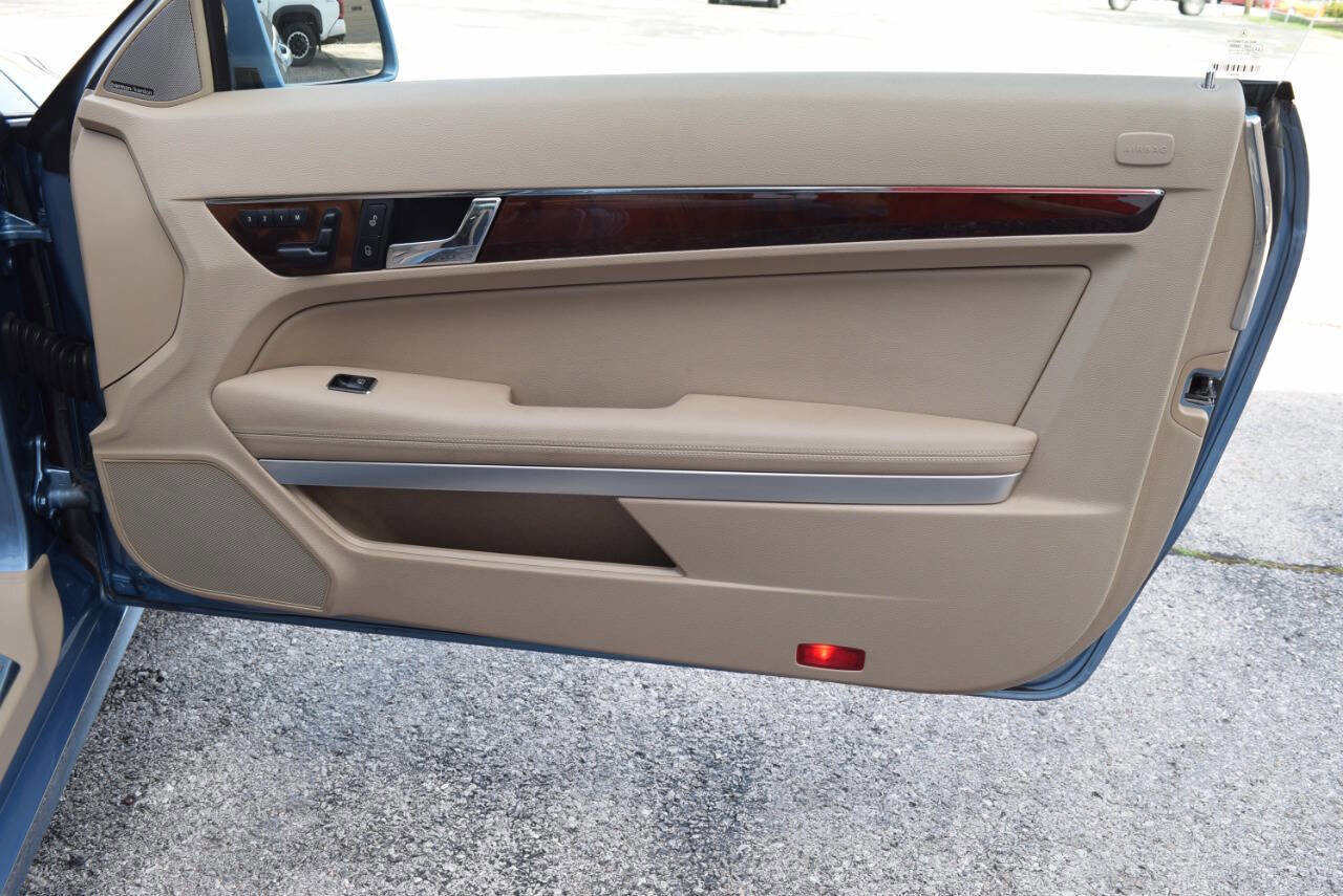 Used 2011 Mercedes-Benz E 350 Cabriolet image 46