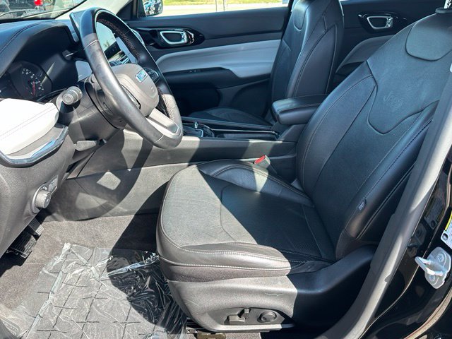 Used 2022 Jeep Compass Limited AWD/4WD image 16