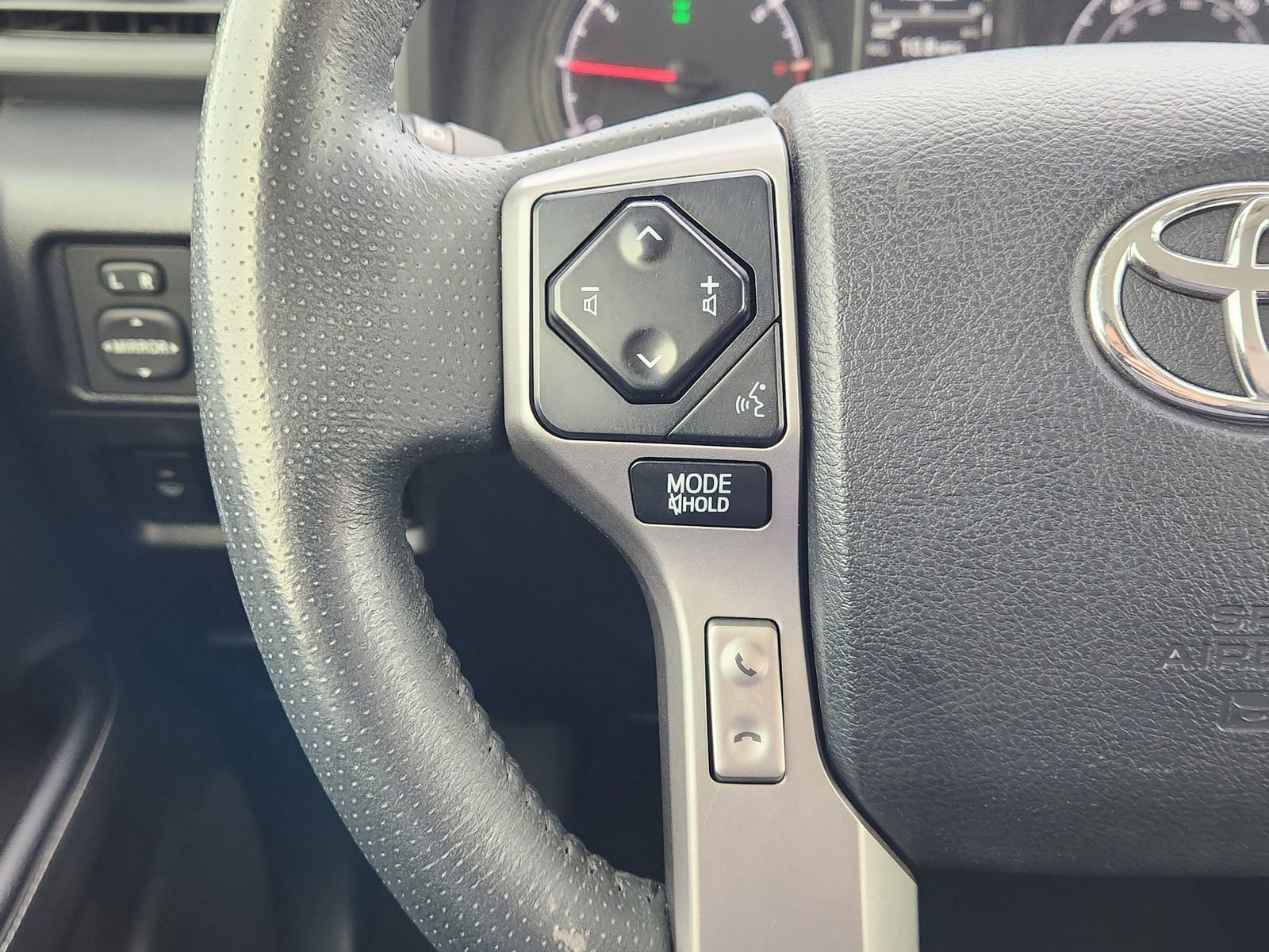 Used 2020 Toyota 4Runner SR5 Premium image 30