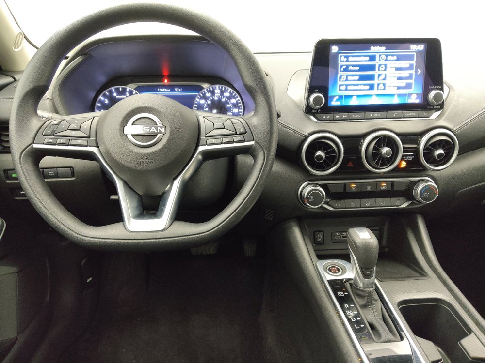 Used 2025 Nissan Sentra SV FWD image 22