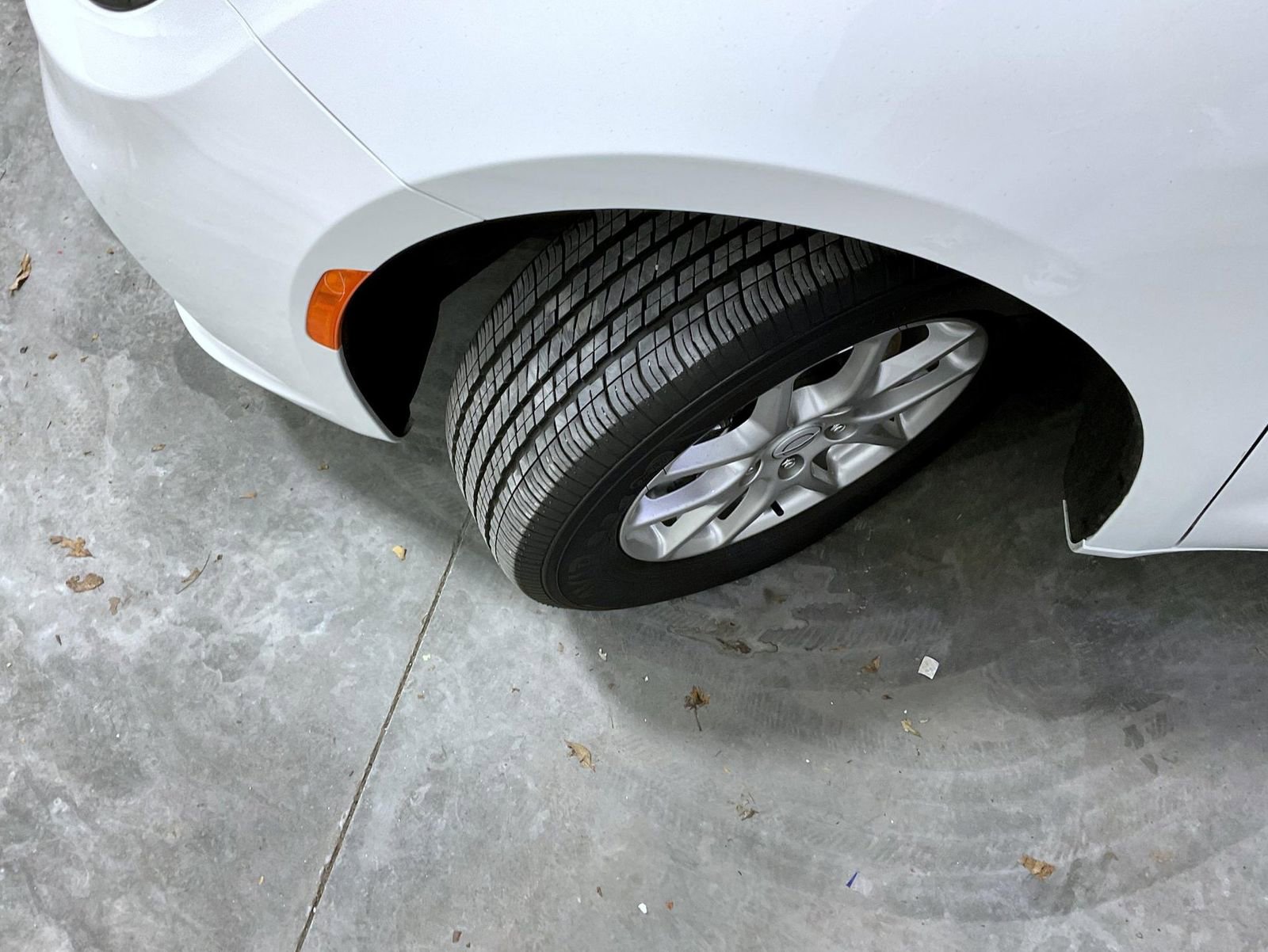 Used 2025 Chrysler Pacifica Select image 25