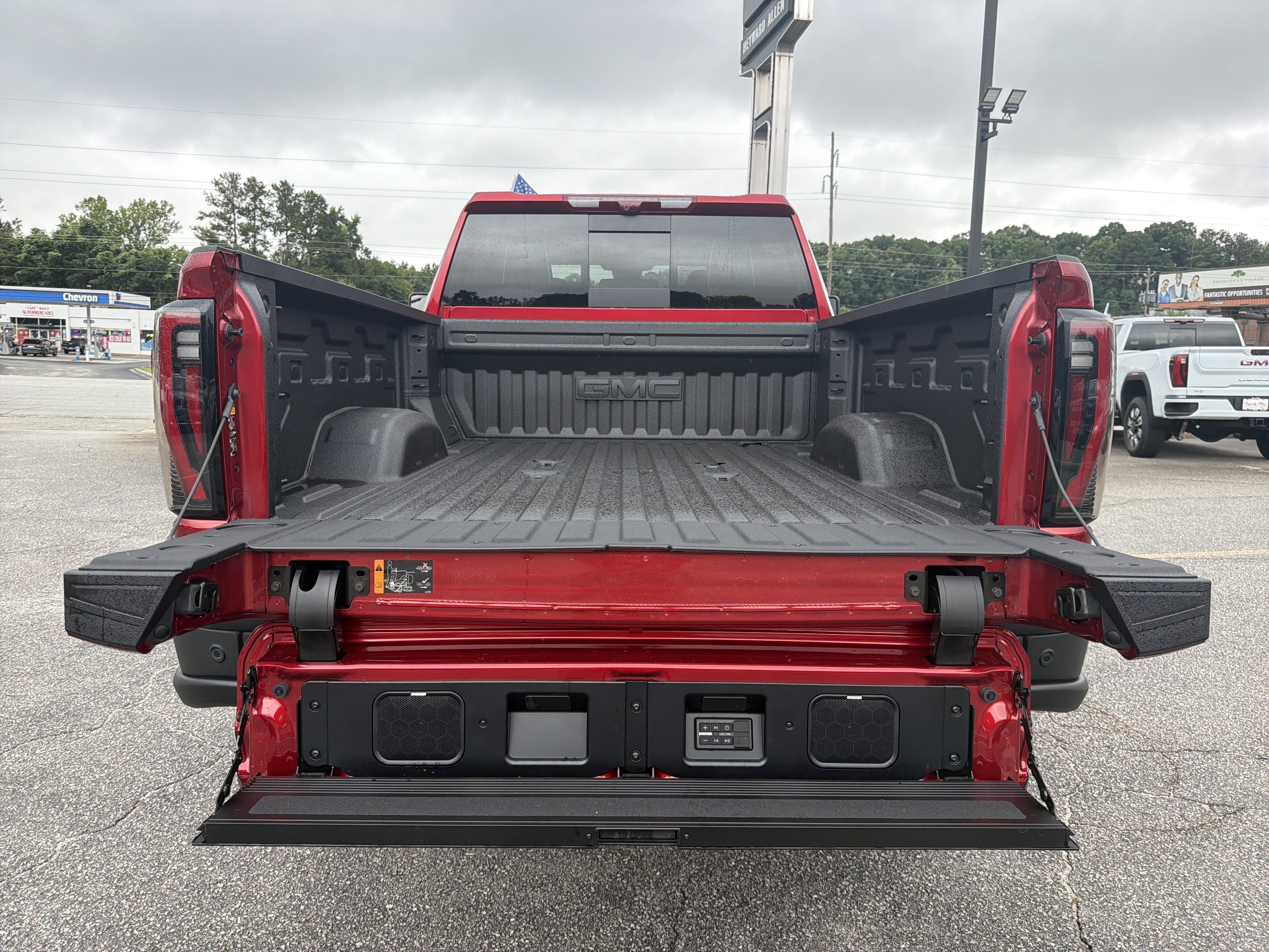 New 2026 GMC Sierra 2500 AT4X w/ AT4X AEV Edition AWD/4WD image 19