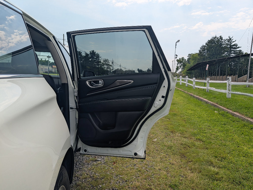 Used 2020 INFINITI QX60 Pure AWD/4WD image 12