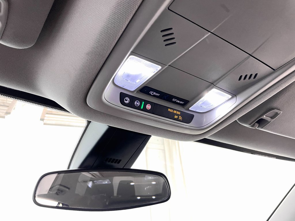 Certified 2023 GMC Acadia SLE w/ Driver Convenience Package image 32