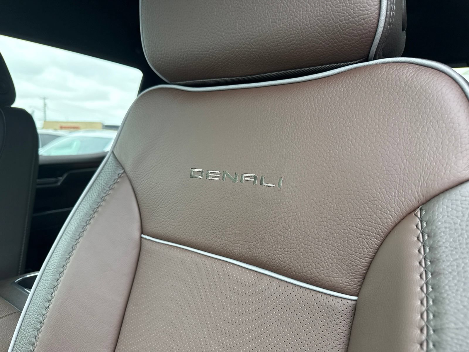 New 2026 GMC Sierra 1500 Denali w/ Technology Package AWD/4WD image 26