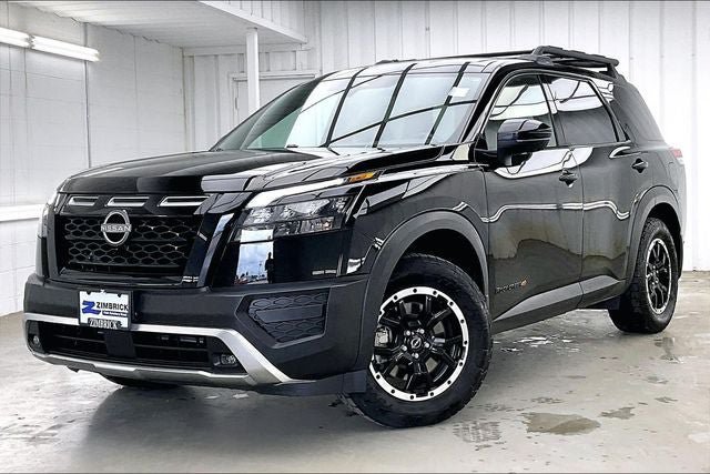 Used 2024 Nissan Pathfinder Rock Creek AWD/4WD image 2