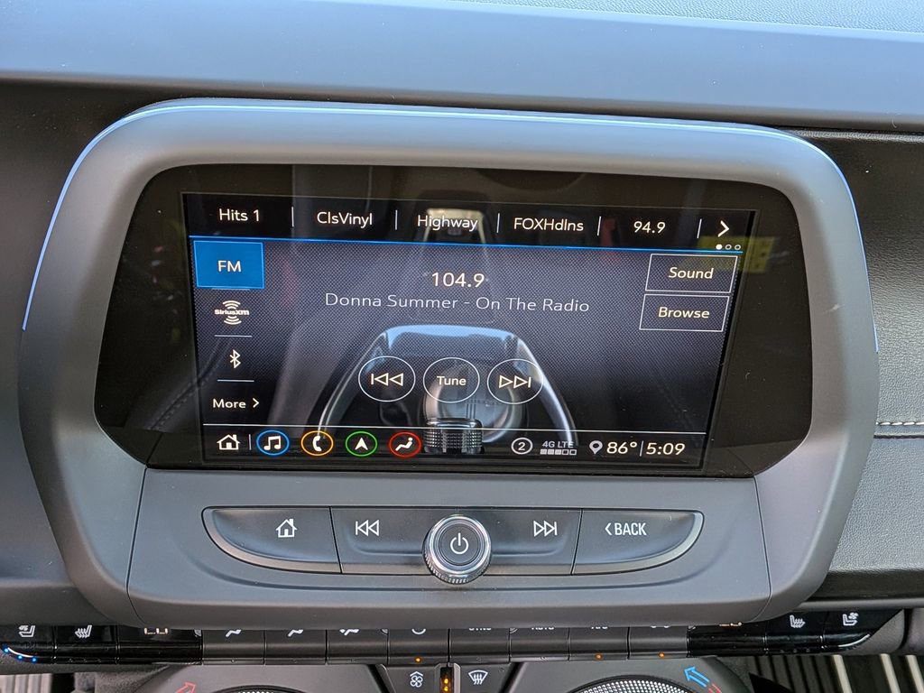 Used 2020 Chevrolet Camaro SS RWD image 16