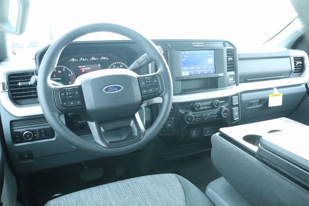 New 2026 Ford F250 XLT image 2