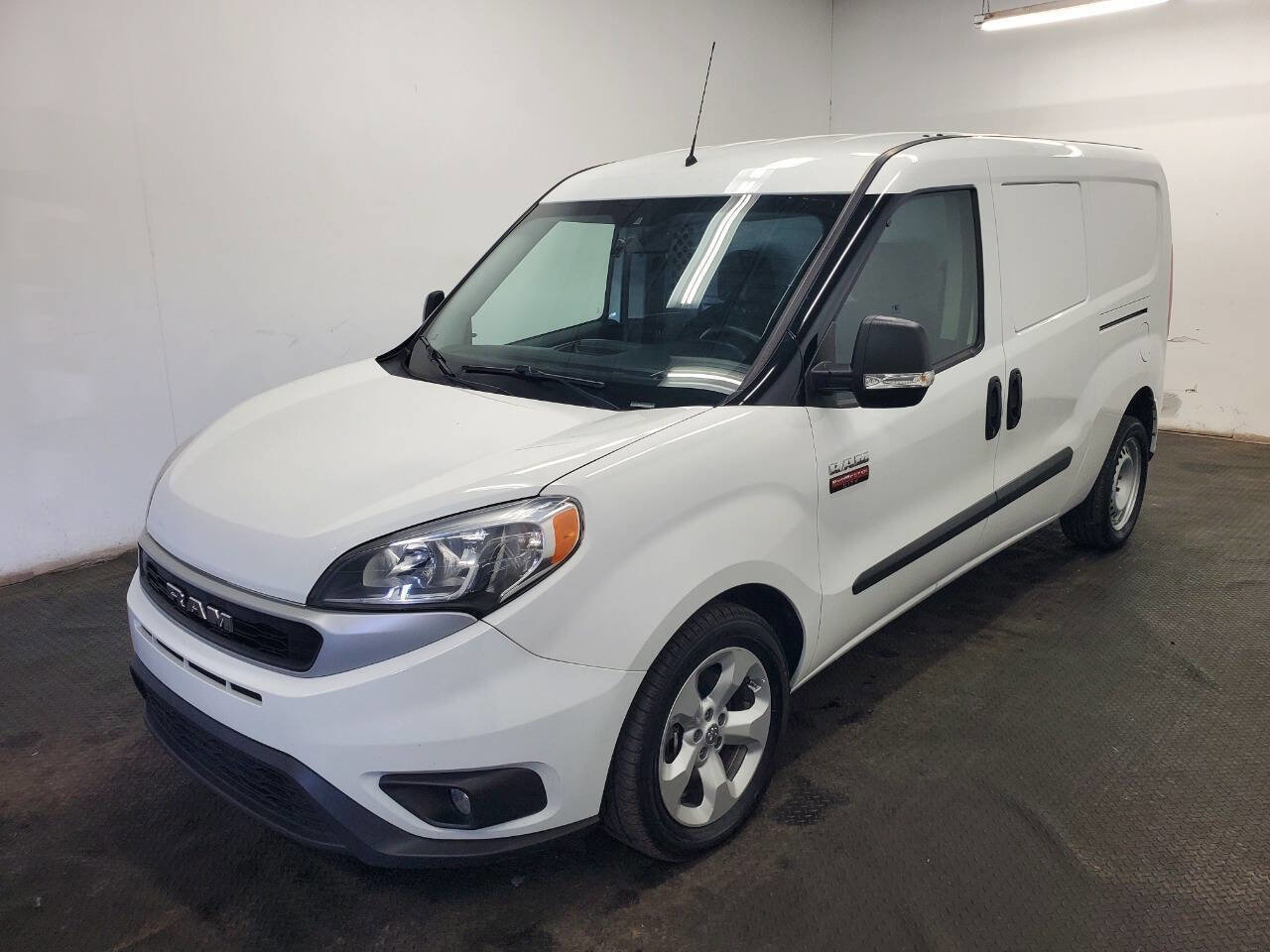 Used 2022 RAM ProMaster City Tradesman w/ Lights & Wheels Group image 1