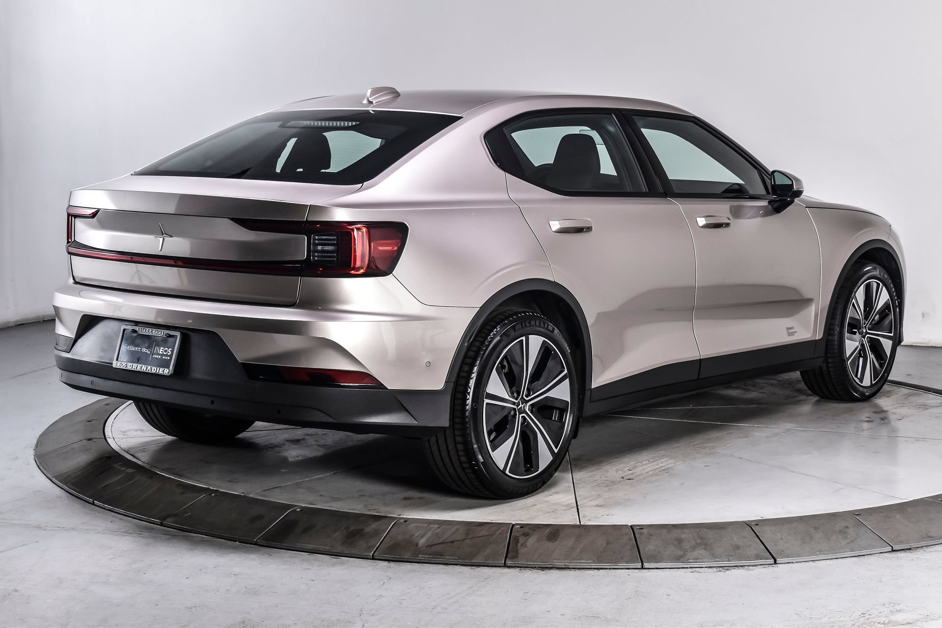 Used 2023 Polestar Polestar 2 w/ Pilot Pack AWD/4WD image 6