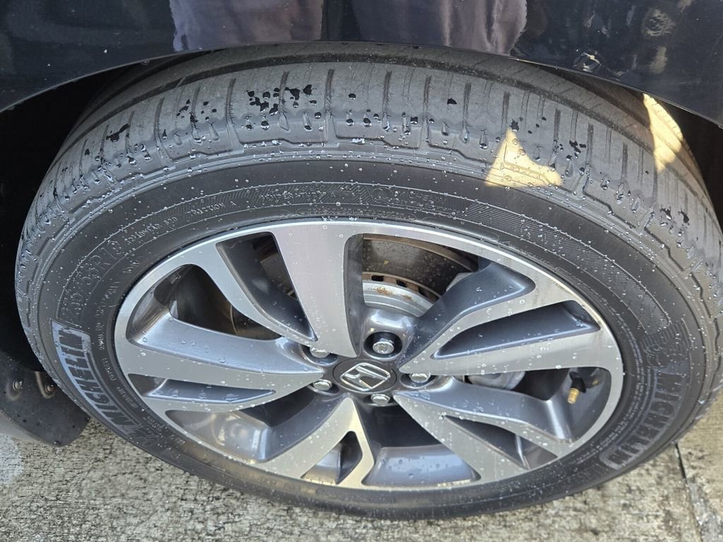 Used 2023 Honda Odyssey Touring image 9