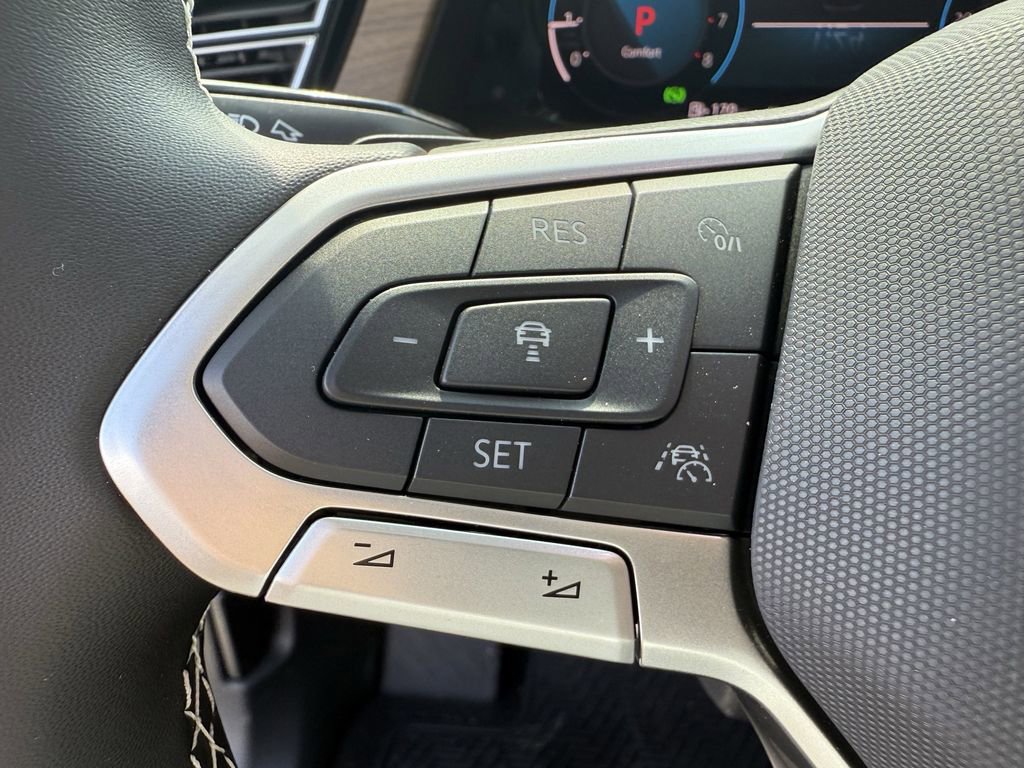 New 2026 Volkswagen Atlas SE FWD image 16