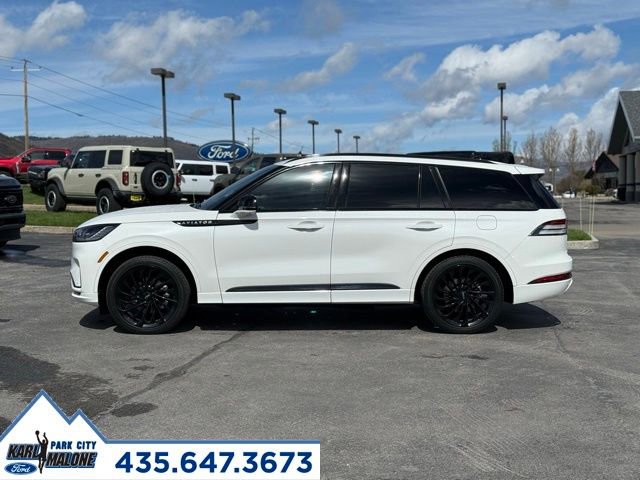 Used 2025 Lincoln Aviator Reserve w/ Equipment Group 201A image 2