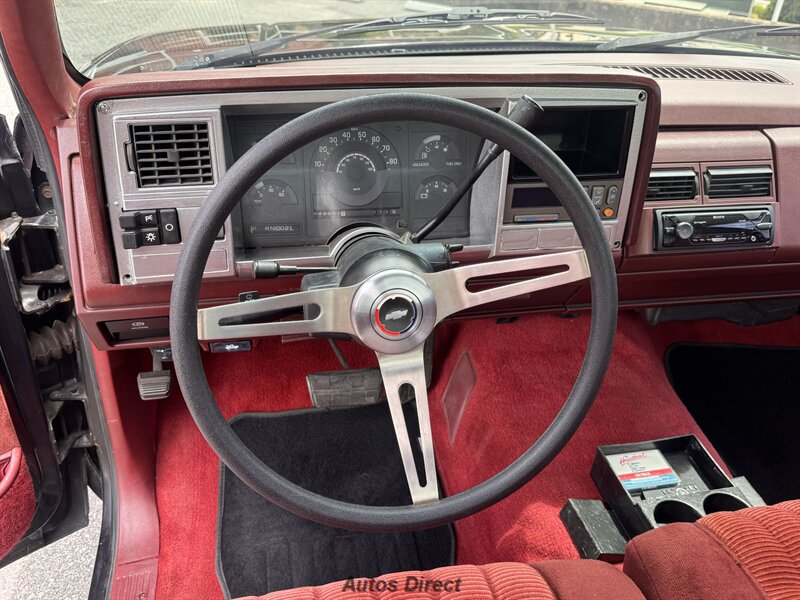 Used 1991 Chevrolet Silverado 1500 2WD Regular Cab image 21
