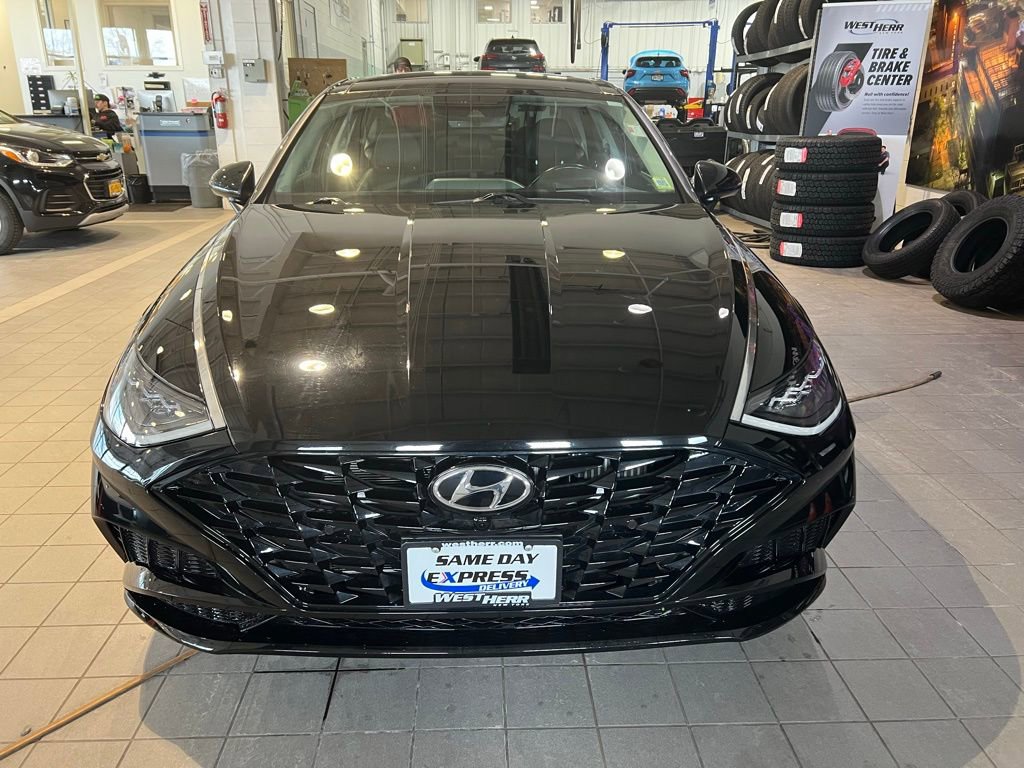Used 2022 Hyundai Sonata Limited image 2
