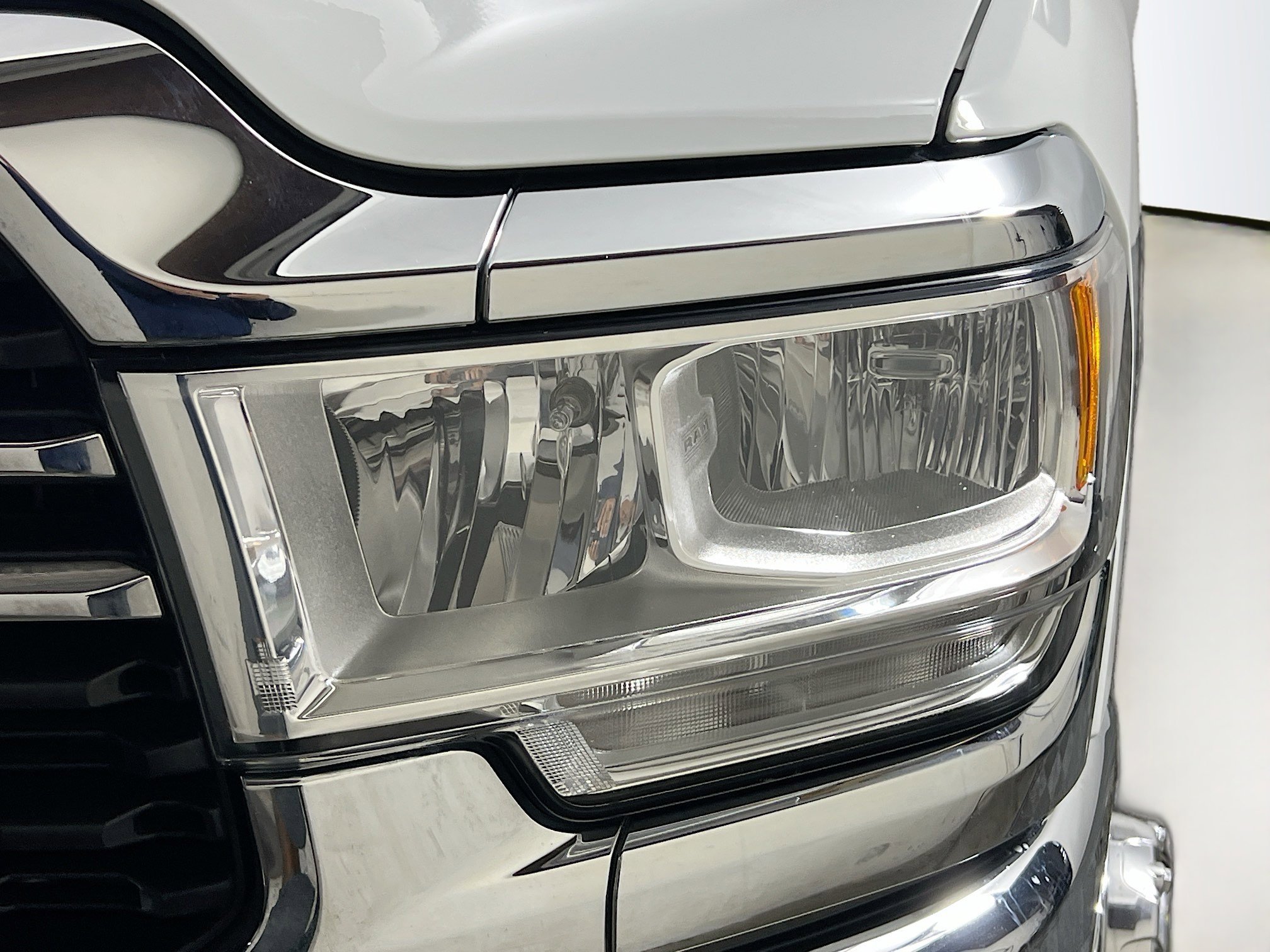 Used 2023 RAM 3500 Big Horn w/ Level 1 Equipment Group image 11