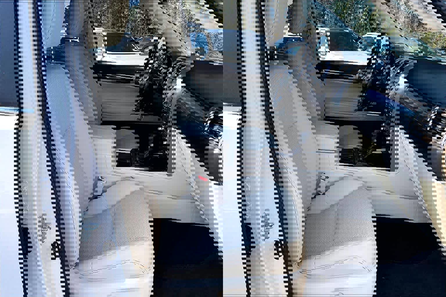 Used 2021 Lexus GX 460 Premium w/ Premium Package image 8