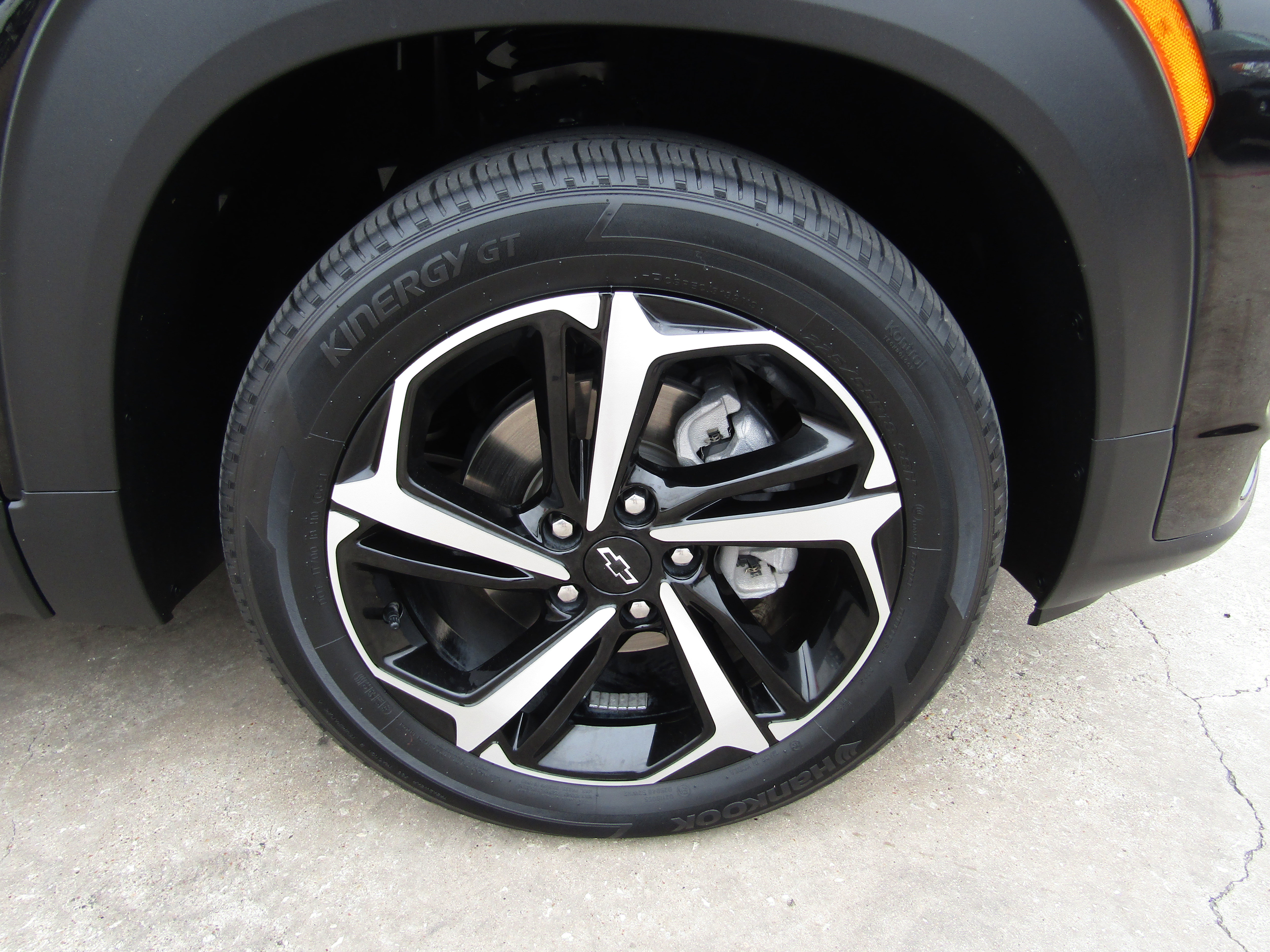Used 2021 Chevrolet TrailBlazer RS w/ Technology Package image 7