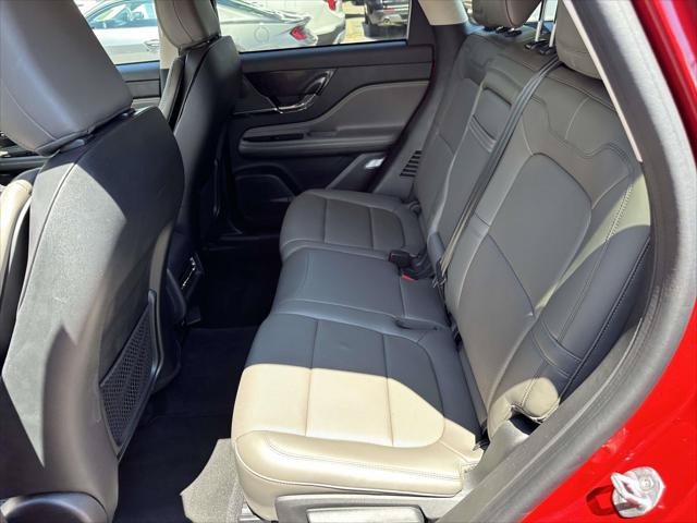 Used 2023 Lincoln Corsair Reserve w/ Equipment Group 201A AWD/4WD image 21
