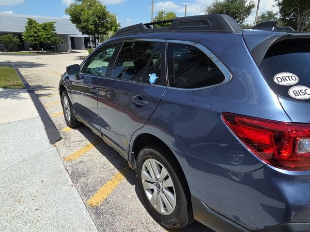 Used 2018 Subaru Outback 2.5i Premium AWD/4WD image 5