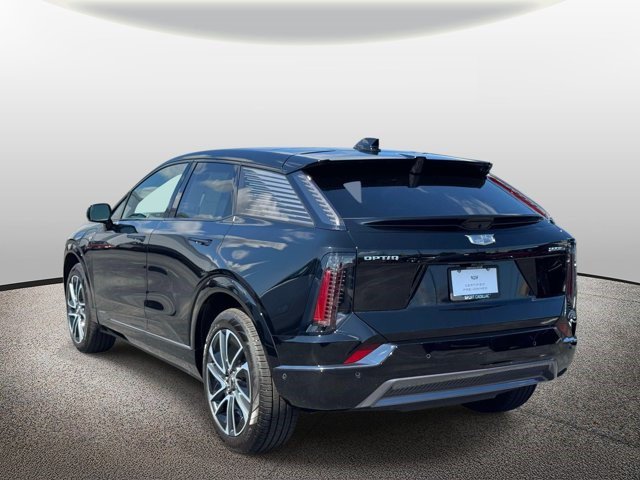 Certified 2025 Cadillac Optiq Sport 2 AWD/4WD image 28