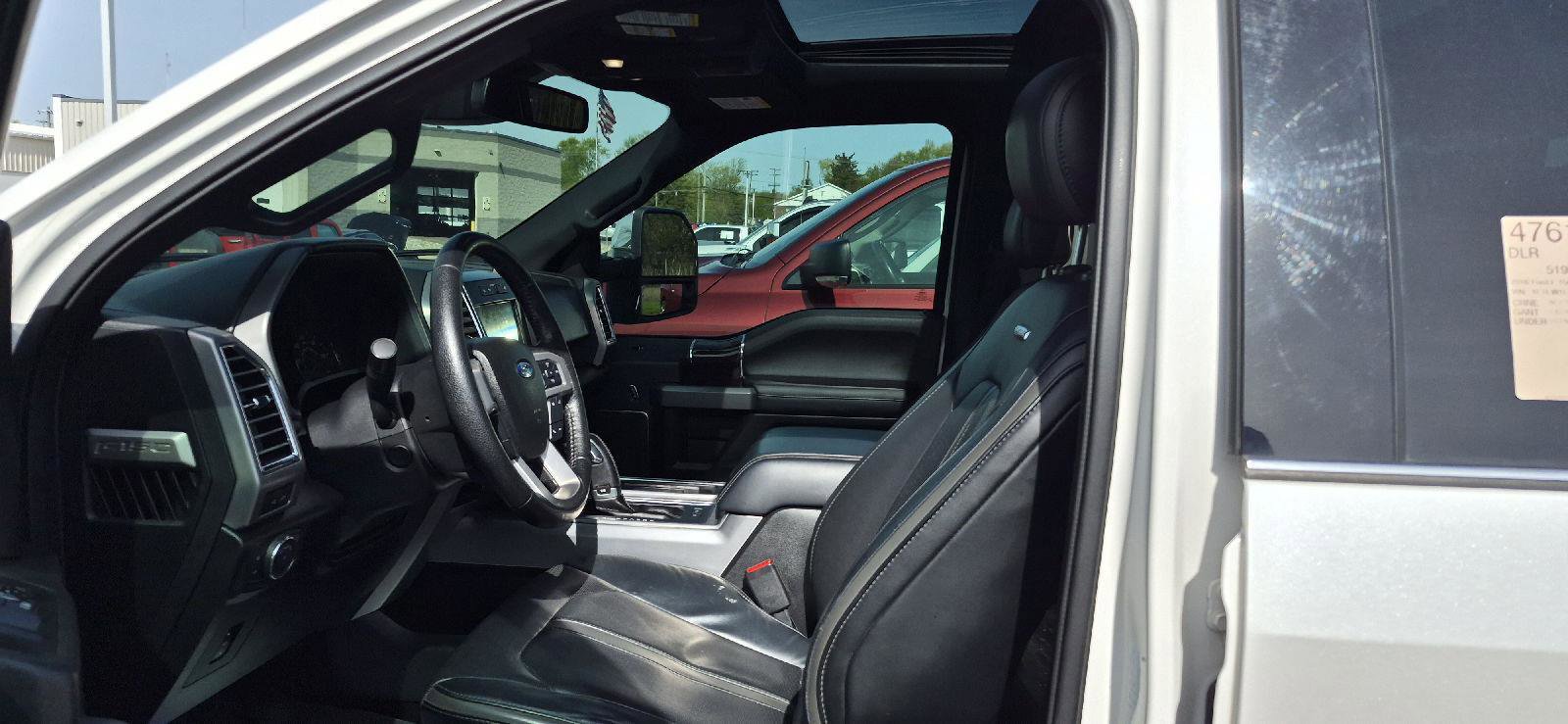 Used 2016 Ford F150 Platinum w/ Equipment Group 701A Luxury AWD/4WD image 5