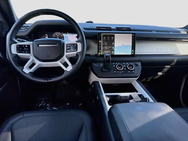Used 2025 Land Rover Defender 110 X-Dynamic SE AWD/4WD image 23