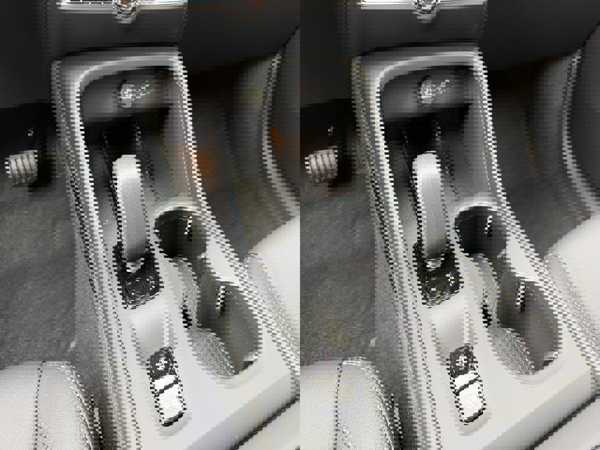 New 2026 Volvo XC40 B5 Core image 13