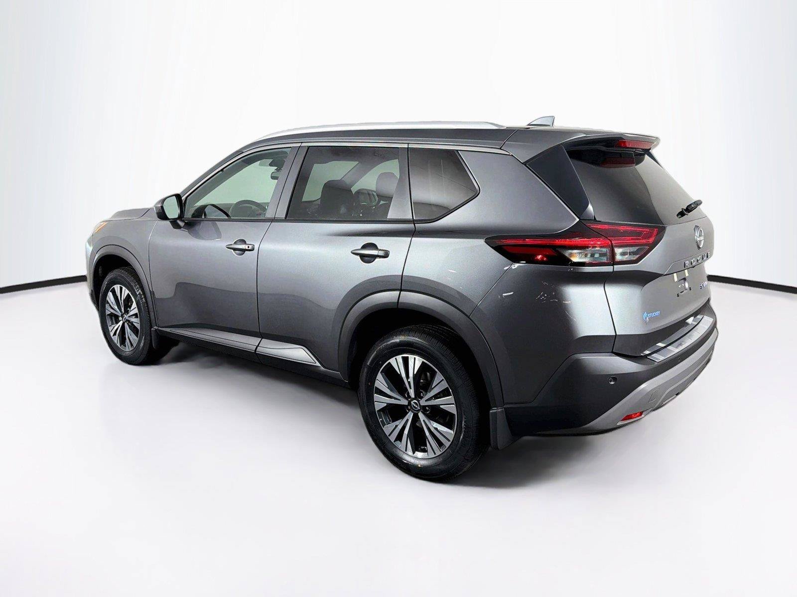 Used 2023 Nissan Rogue SV w/ SV Premium B Package AWD/4WD image 9