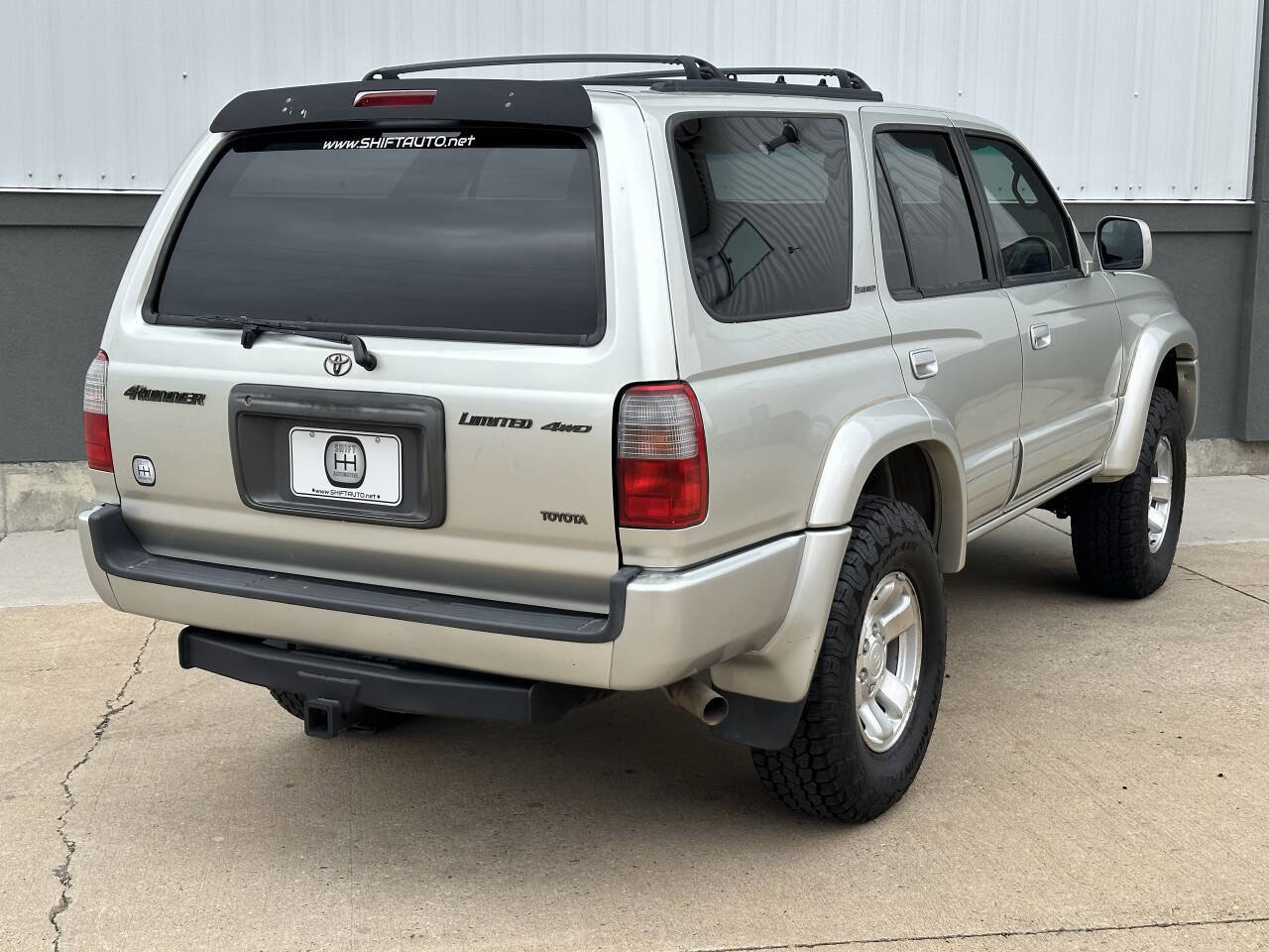 Used 2000 Toyota 4Runner Limited image 20