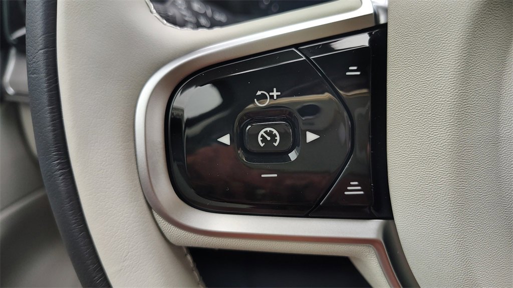 New 2026 Volvo XC90 T8 Ultra w/ Protection Package Premier image 15