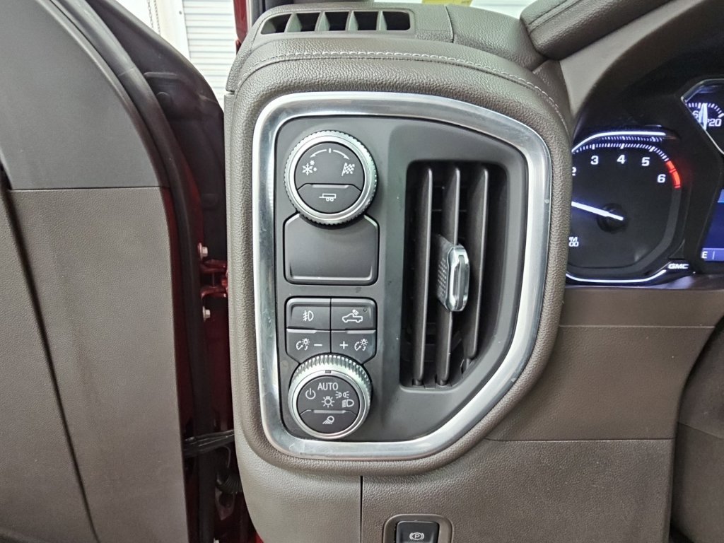 Used 2019 GMC Sierra 1500 SLT w/ SLT Premium Package RWD image 28