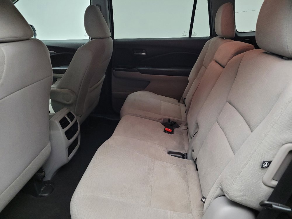 Used 2016 Honda Pilot LX image 18