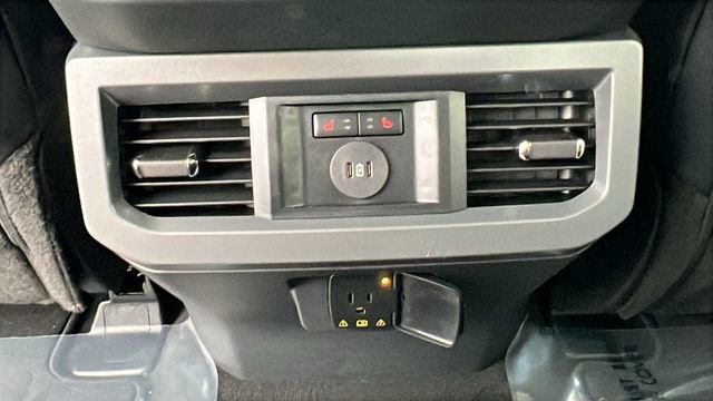 New 2026 Ford F250 Lariat w/ Black Appearance Package image 22